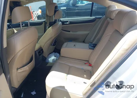 2009 Hyundai Genesis 4.6 z USA, uszkodzony, nr VIN KMHGC46F79U037900